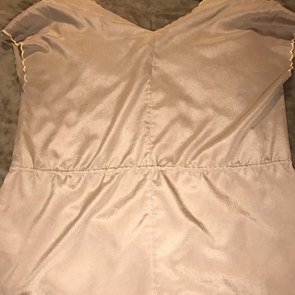 Very cute banana republic shirt - Picture 5 of 5